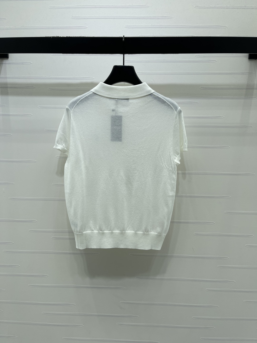 Women's short sleeves